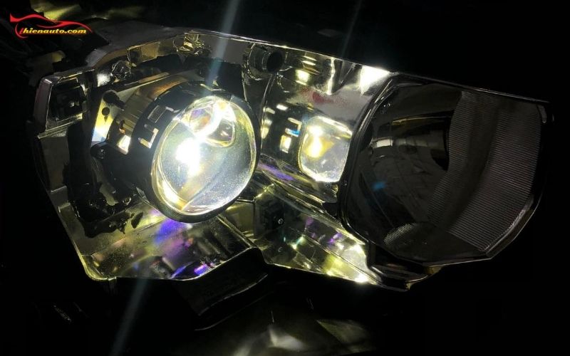 Độ đèn Ford Territory: Bi gầm X-Light F10