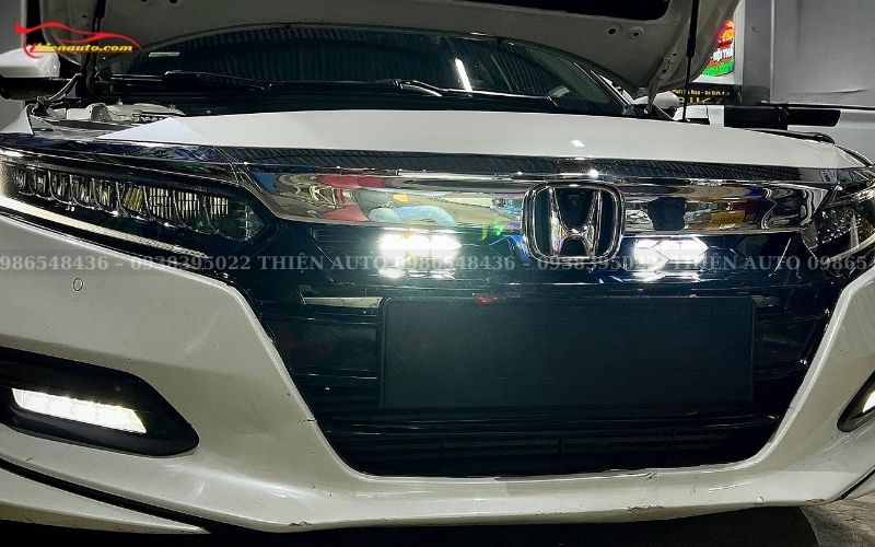 Độ đèn Honda Accord: Đèn trợ sáng Aozoom EX3