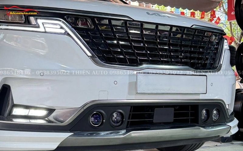 Độ đèn Kia Carnival: Đèn gầm WASP Aozoom Fog 3.0 inch thực tế