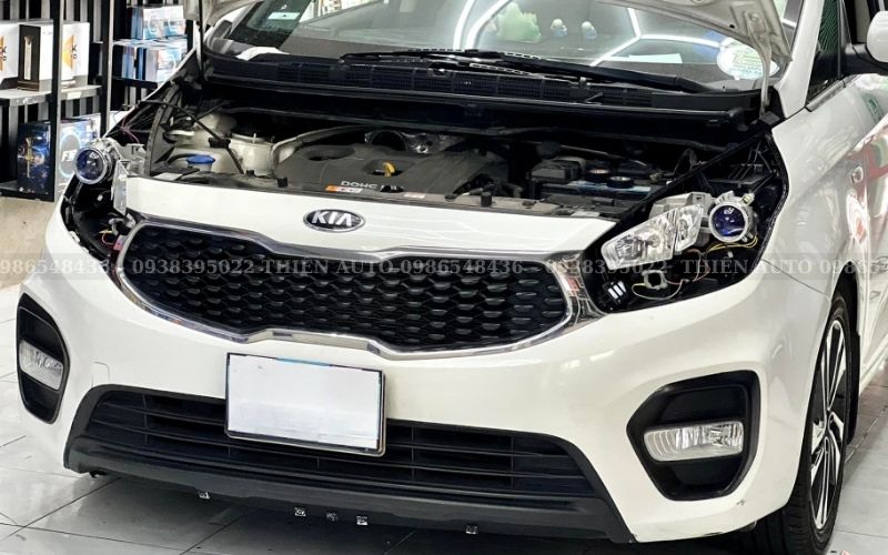 Độ đèn Kia Rondo