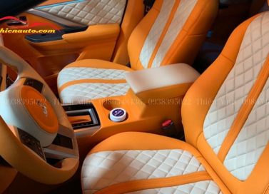 Khách hàng ưu tiên đổi màu bệ tỳ tay cùng với đổi màu nội thất Mitsubishi Xpander