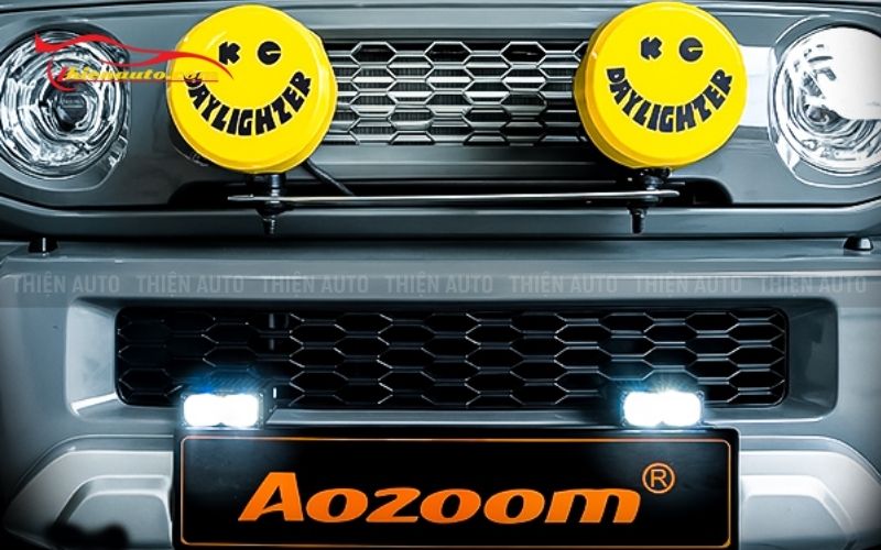 Hình ảnh đèn gầm dạng rời Extra 2 Led Extra Lights lắp trên xe