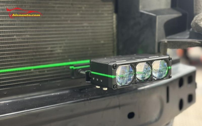 Độ đèn Innova Cross: Aozoom EX3 chính hãng