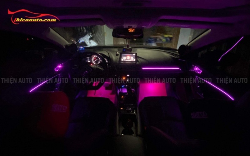 Độ đèn cho Mazda 3 tăng vẻ đệp cho cả ngoại thất và nội thất