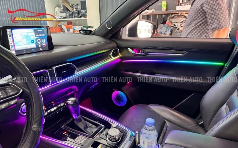 Độ đèn Mazda 3 2018 với LED nội thất 24 chi tiết