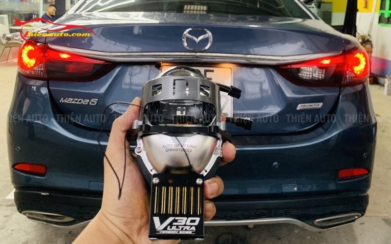 Độ đèn Mazda 6: Xlight V30 tăng sáng 