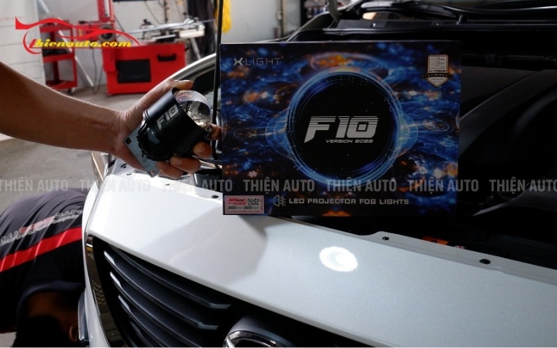 Độ đèn bi gầm Mazda 6 Xlight F10 chính hãng tại Thiện Auto