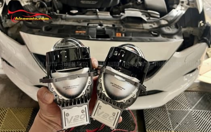 Độ đèn Mazda 6 X-light V20 Cos mạnh, pha rộng