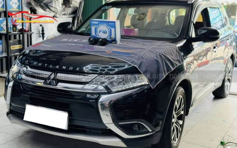 Độ đèn Mitsubishi Outlander Xilght F10 Pro chính hãng
