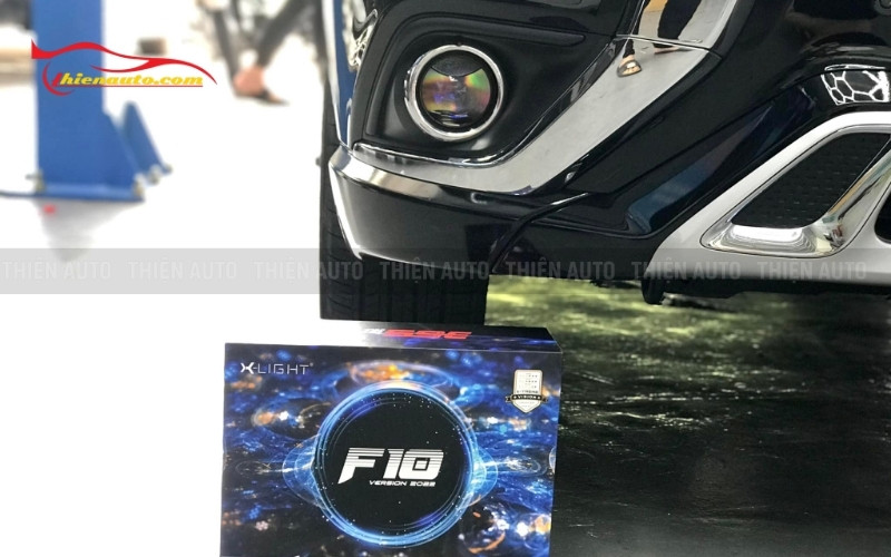 Độ đèn Mitsubishi Outlander X-light F10
