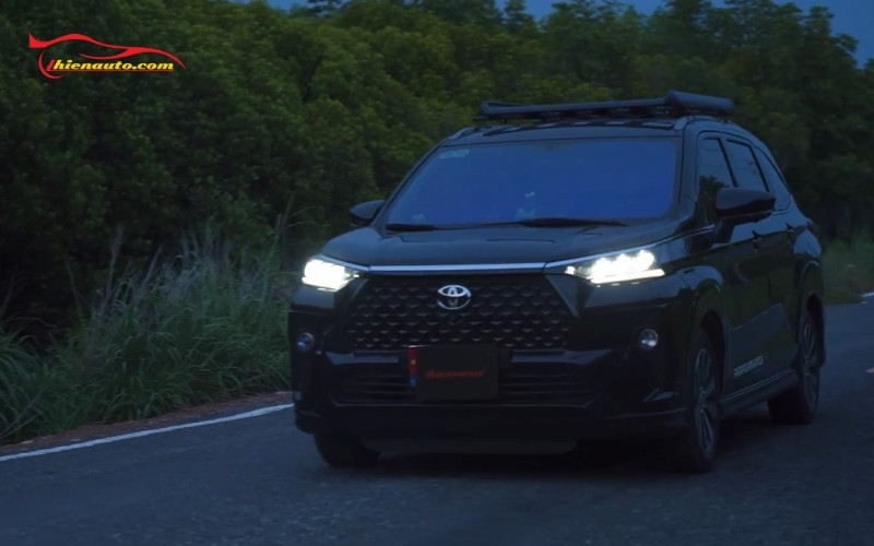 Độ đèn Toyota Veloz: Aozoom TA25