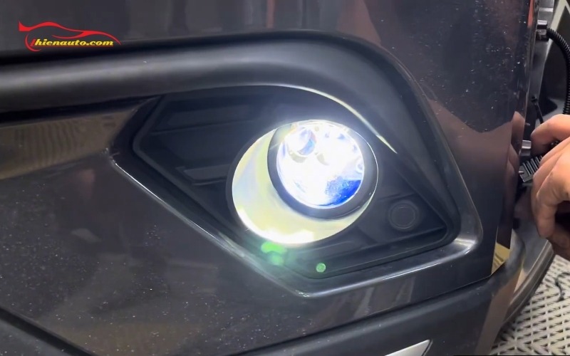 Độ đèn Vinfast VF e34 tại Thiện Auto được giảm giá 10% trên tổng hóa đơn