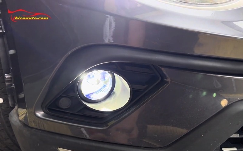 Độ đèn Vinfast VF e34 tang thẩm mỹ cho xe