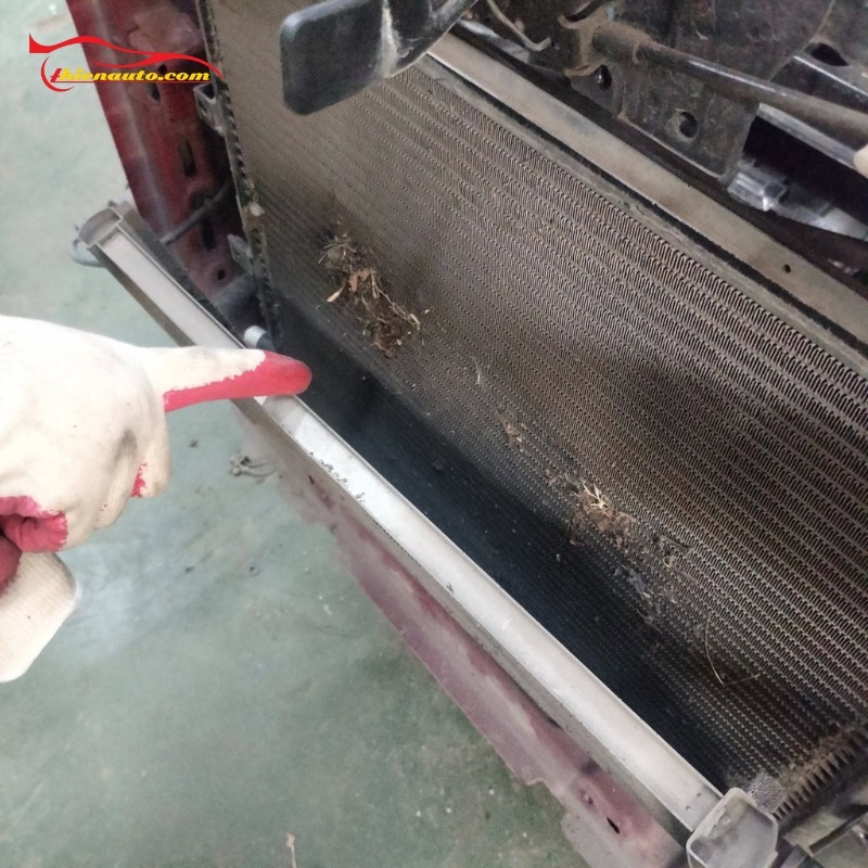 Vệ sinh két nước Vinfast VF5 chuẩn các bước tại Thiện Auto