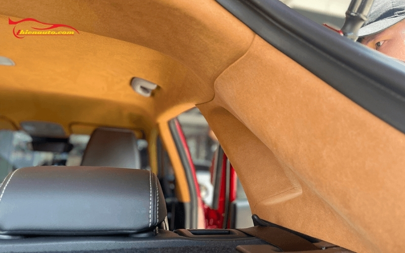 Bọc trần da lộn Xpander giúp hạn chế bám bụi và ố vàng