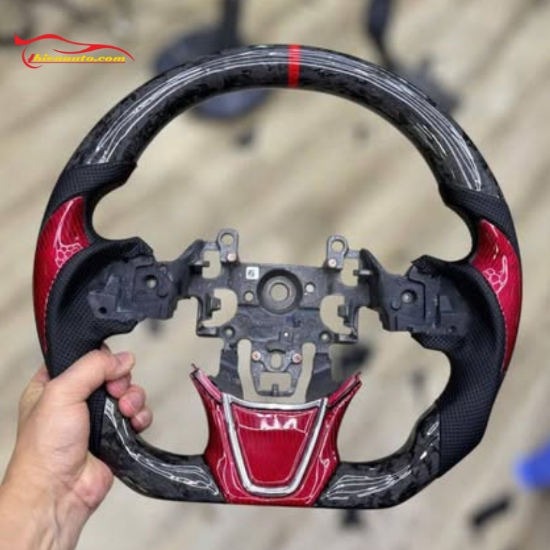Bọc vô lăng carbon Xpander tại Thiện Auto đang có giá ưu đãi chỉ từ 5.000.000 đồng