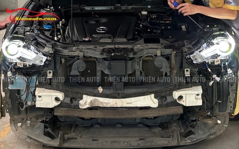 Độ đèn Mazda CX8 giúp xe trở nên sang trọng, hiện đại hơn