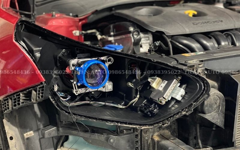 Độ đèn Kia Cerato: Bi LED Titan Platinum