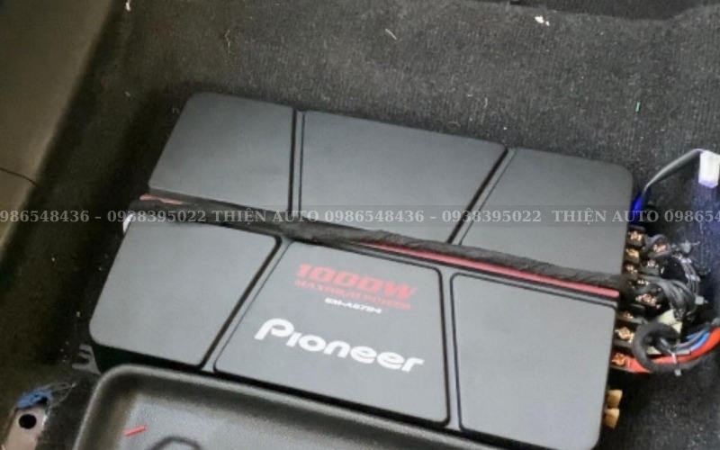Độ loa Mitsubishi Destinator: Nâng cấp Subwoofer