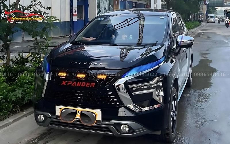 Mặt calang lưới có đèn Xpander lắp LED nổi bật độc đáo