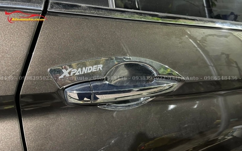 Thiện Auto lắp ốp hõm cửa Xpander mẫu mạ crom