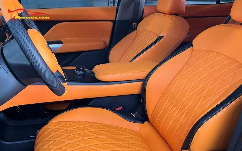 Hình ảnh mẫu may bọc ghế da cho Limo Green thực tế