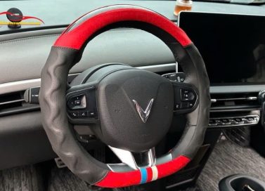 Hình ảnh thực tế một số mẫu bọc vô lăng Vinfast VF6 đẹp nhất