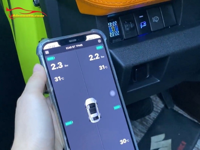 Cảm biến áp suất lốp kết nối điện thoại
