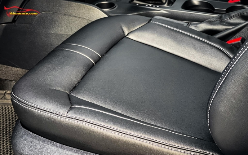 Bọc ghế da Ford Territory loại da công nghiệp 