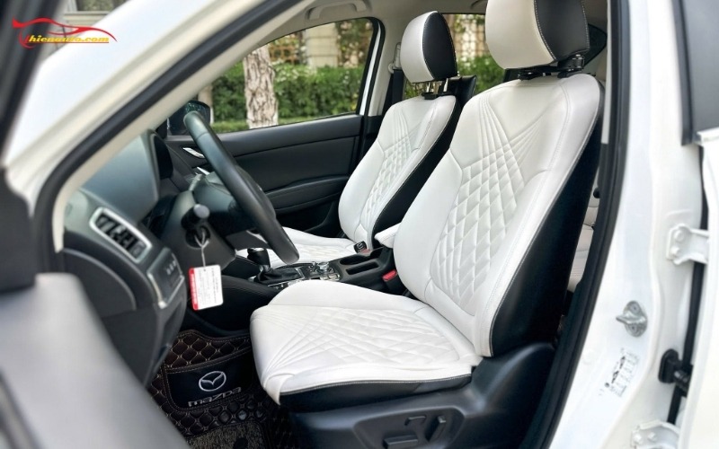 Chọn màu kiểu bọc ghế da Mazda 2 phù hợp với cá nhân chủ xe