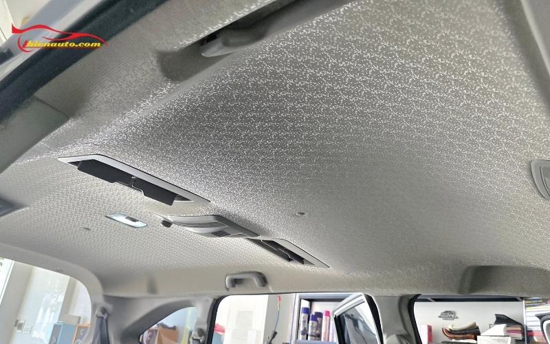 Giải đáp thắc mắc chi tiết về bọc trần ô tô tại TPHCM