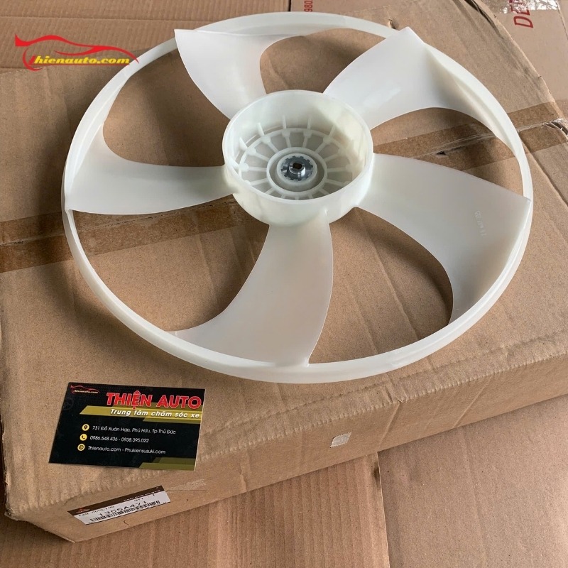 Giá phụ tùng cánh quạt tản nhiệt Mitsubishi Xpander 1355A471 ưu đãi tại Thiện Auto