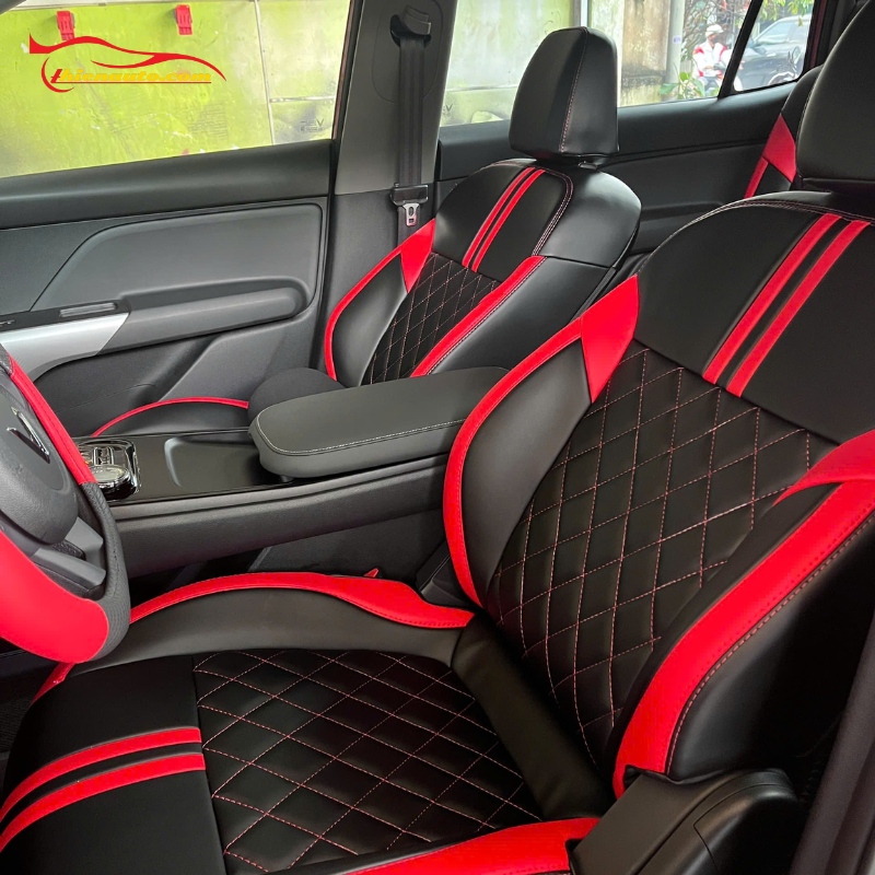 Hình ảnh thực tế độ xe Limo Green đỏ tại Thiện Auto