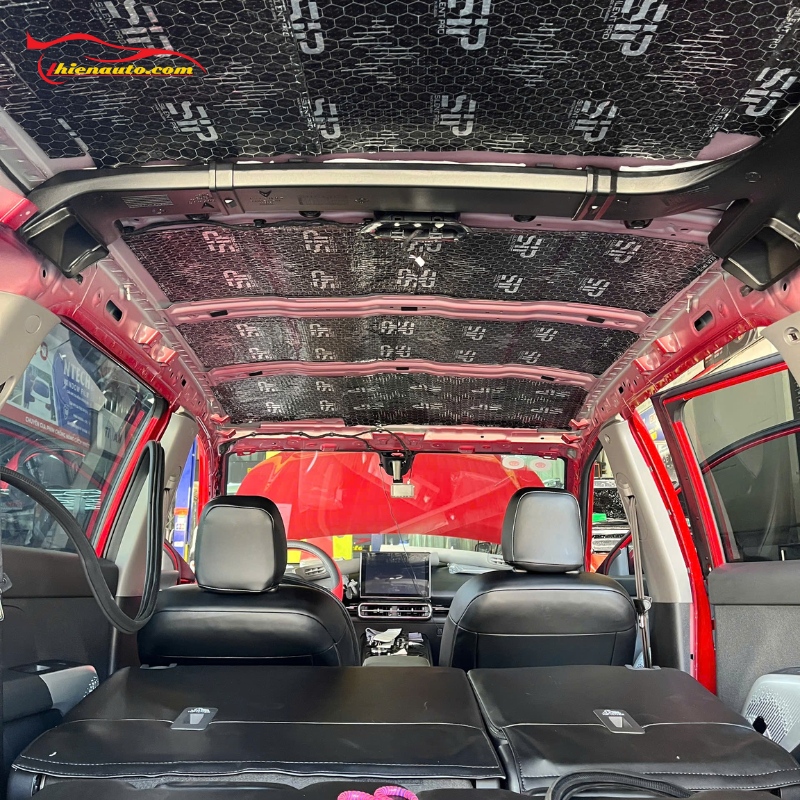 Hình ảnh thực tế độ xe Limo Green đỏ tại Thiện Auto