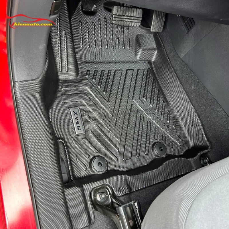 Thảm nhựa lót sàn ô tô nhựa đúc tràn viền bậc cửa