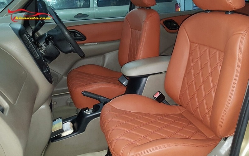 Bọc ghế da Ford Escape giá tốt tại Thiện Auto