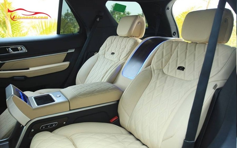 Mẫu bọc ghế da Ford Explorer đẹp tại Thiện Auto