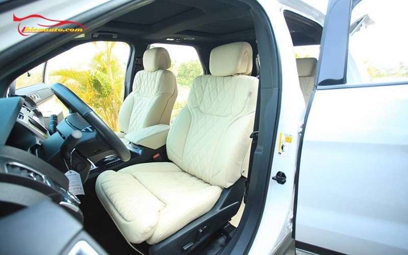 Mẫu bọc ghế da Ford Explorer đẹp tại Thiện Auto