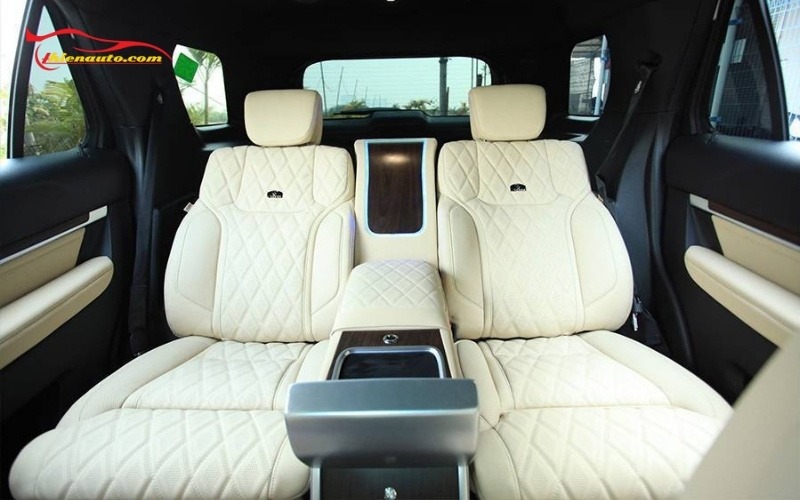 Mẫu bọc ghế da Ford Explorer đẹp tại Thiện Auto