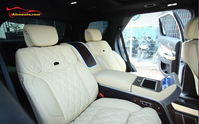 Mẫu bọc ghế da Ford Explorer đẹp tại Thiện Auto