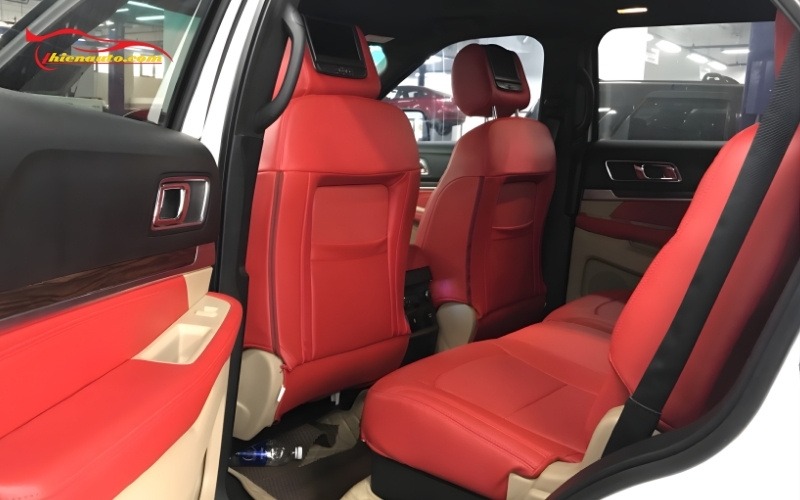 Giá bọc ghế da Ford Explorer tại Thiện Auto giảm 10-20%