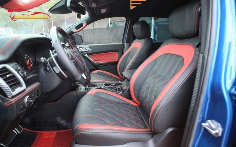 Mẫu bọc ghế da Ford Raptor mẫu đẹp 2025