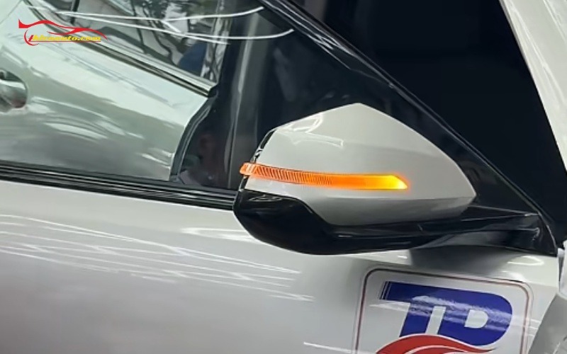 Đèn LED Xi Nhan Trên Gương Limo Green Lắp đèn LED xi nhan trên gương Limo Green tại Thiện Auto