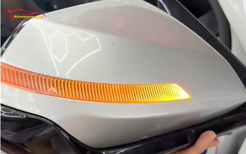 Đèn LED Xi Nhan Trên Gương Limo Green Đèn LED xi nhan trên gương Vinfast Limo Green đúc nguyên khối chắn chắn
