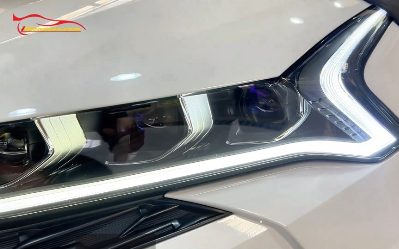 Độ đèn pha cos Kia K5 chính hãng tại Thiện Auto