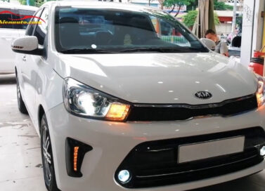 Độ đèn Kia Soluto tăng sáng, tăng thẩm mỹ