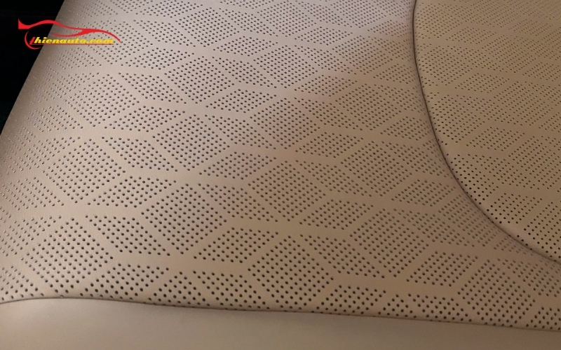 Bọc ghế da ô tô 7 chỗ đục lỗ tại Thiện Auto