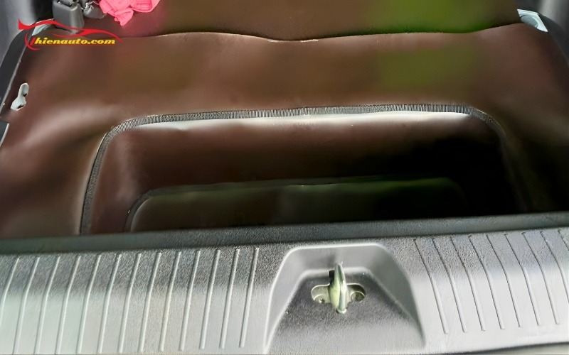 Thảm lót hộc cốp sau Limo Green chống nước, chống bám bẩn