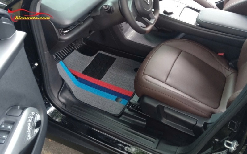 Đồ chơi Phụ kiện VinFast VF MPV 7 cần trang bị thêm Nâng cấp đồ chơi phụ kiện VinFast VF MPV 7: Thảm lót sàn