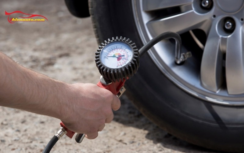 Nếu không bơm xe theo bảng áp suất lốp xe ô tô tiêu chuẩn sẽ gặp các vấn đề nghiêm trọng về lốp